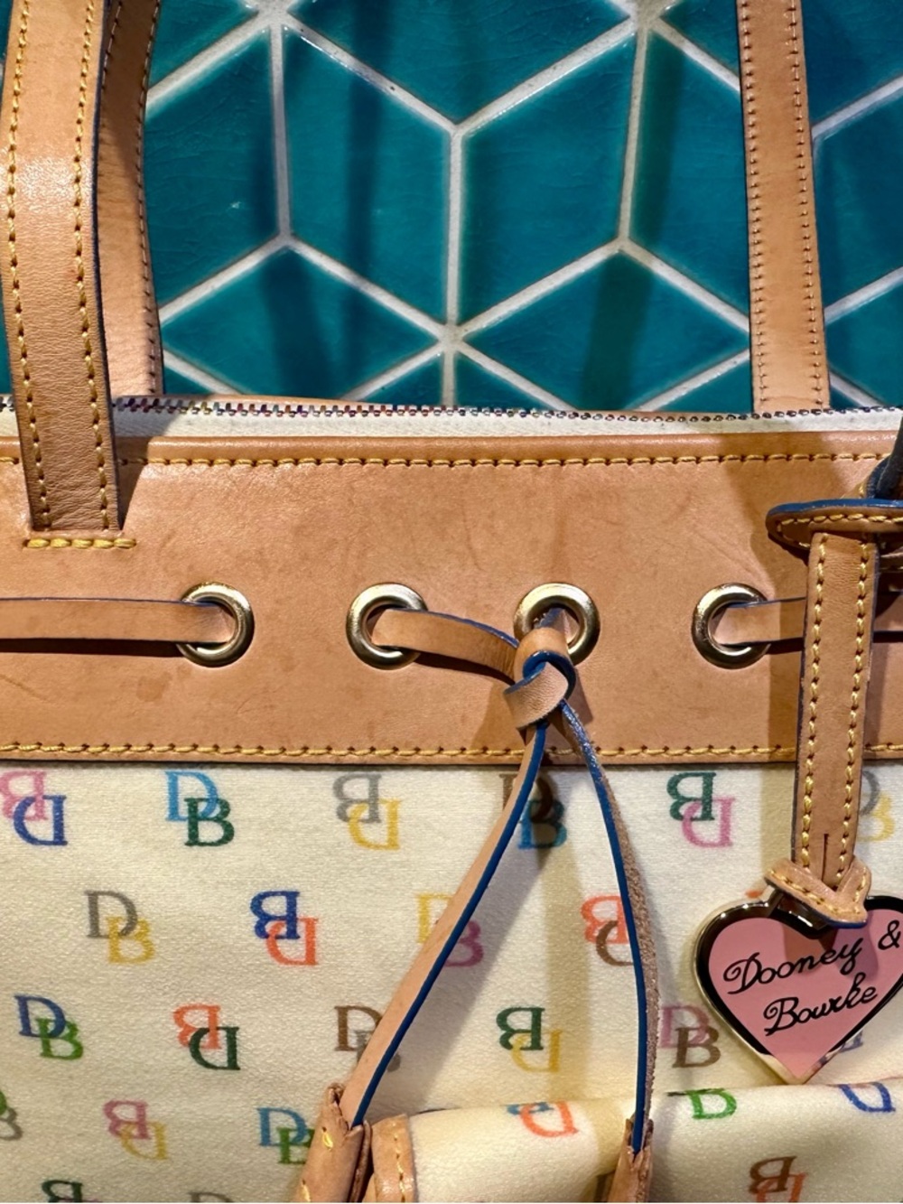 Dooney & Bourke Cream Multicolor DB Logo Tote with Matching Pouch - Picture 3 of 12